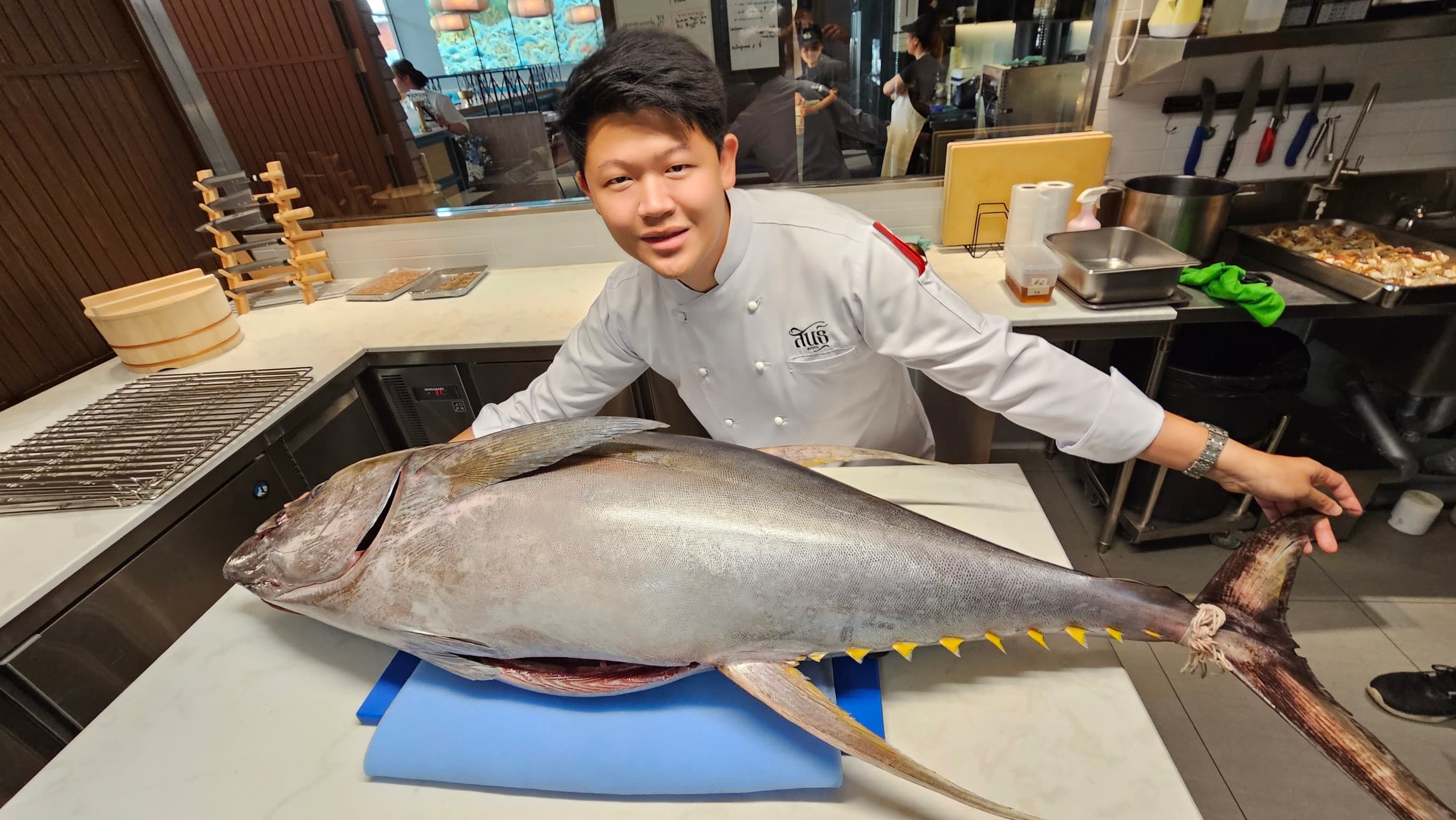 Whole yellowfin tuna arrival